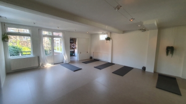 12-yogalessenkaart bij Utrechts Yogacentrum